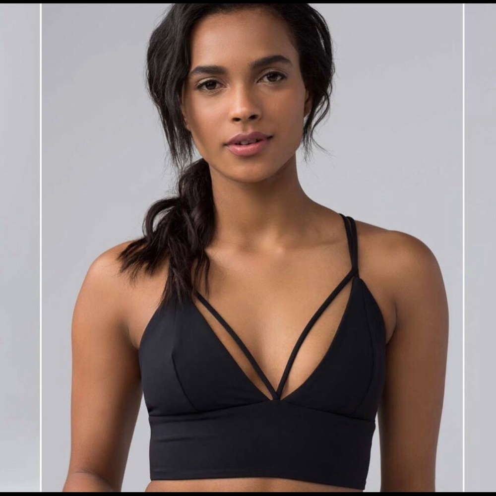 lululemon sports bra